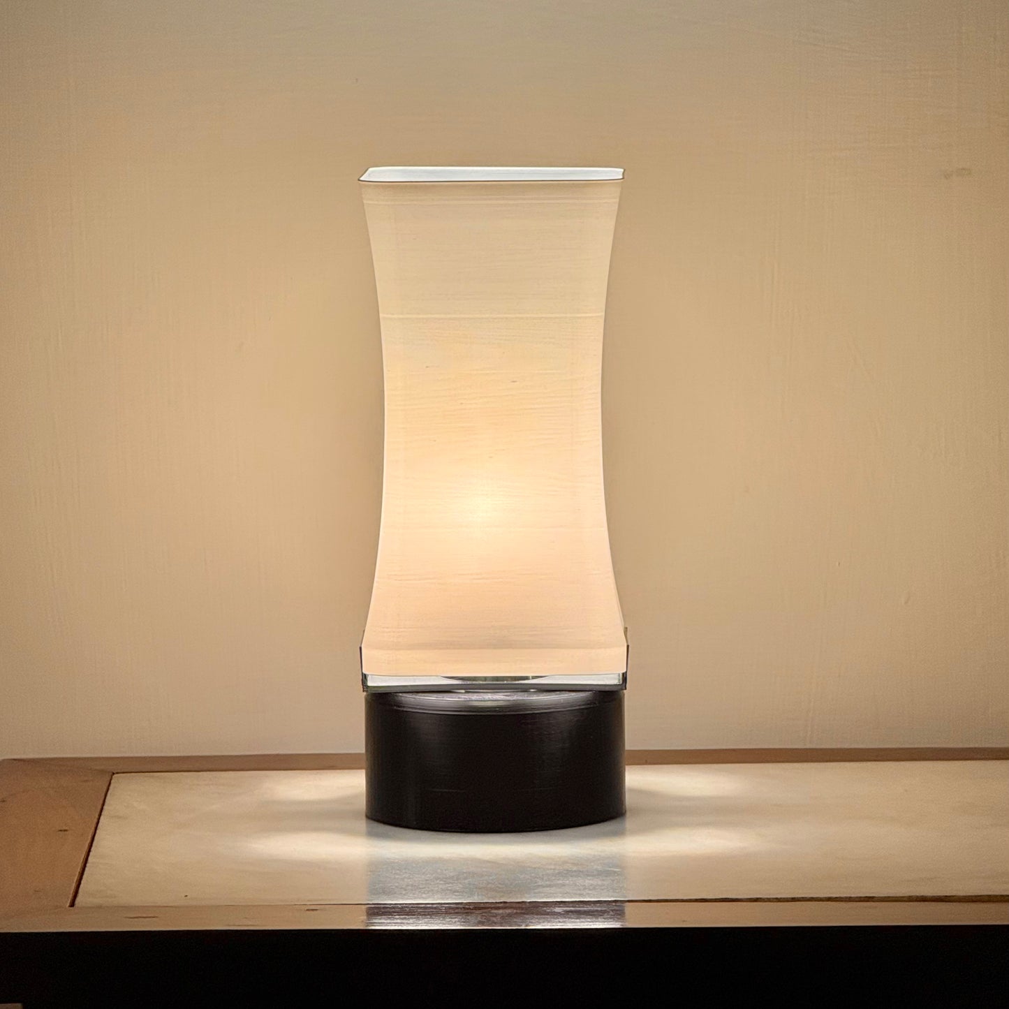 Paper-Like Lamp