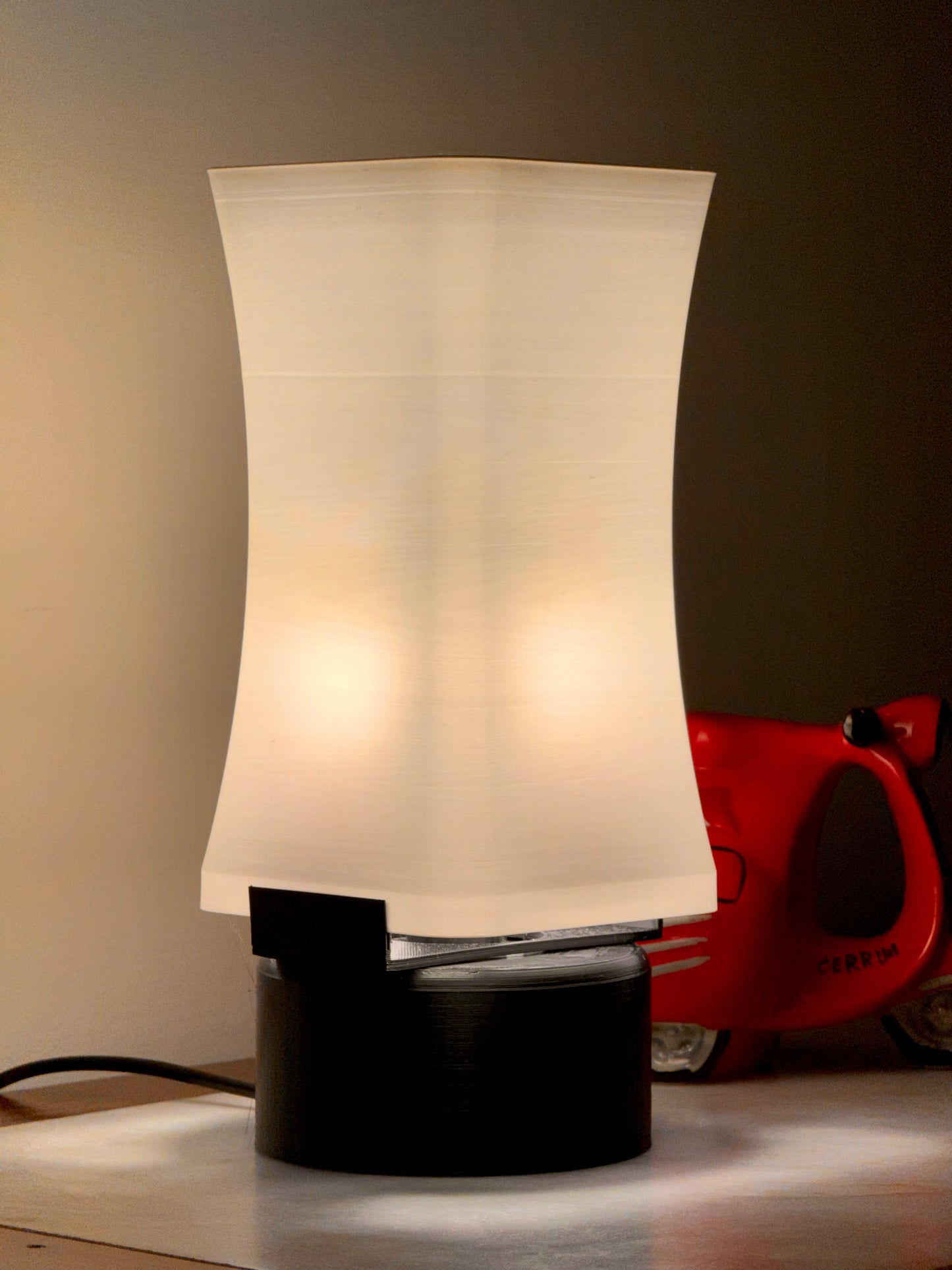 Paper-Like Lamp